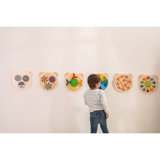 Overlaying Colors – Wall Toy