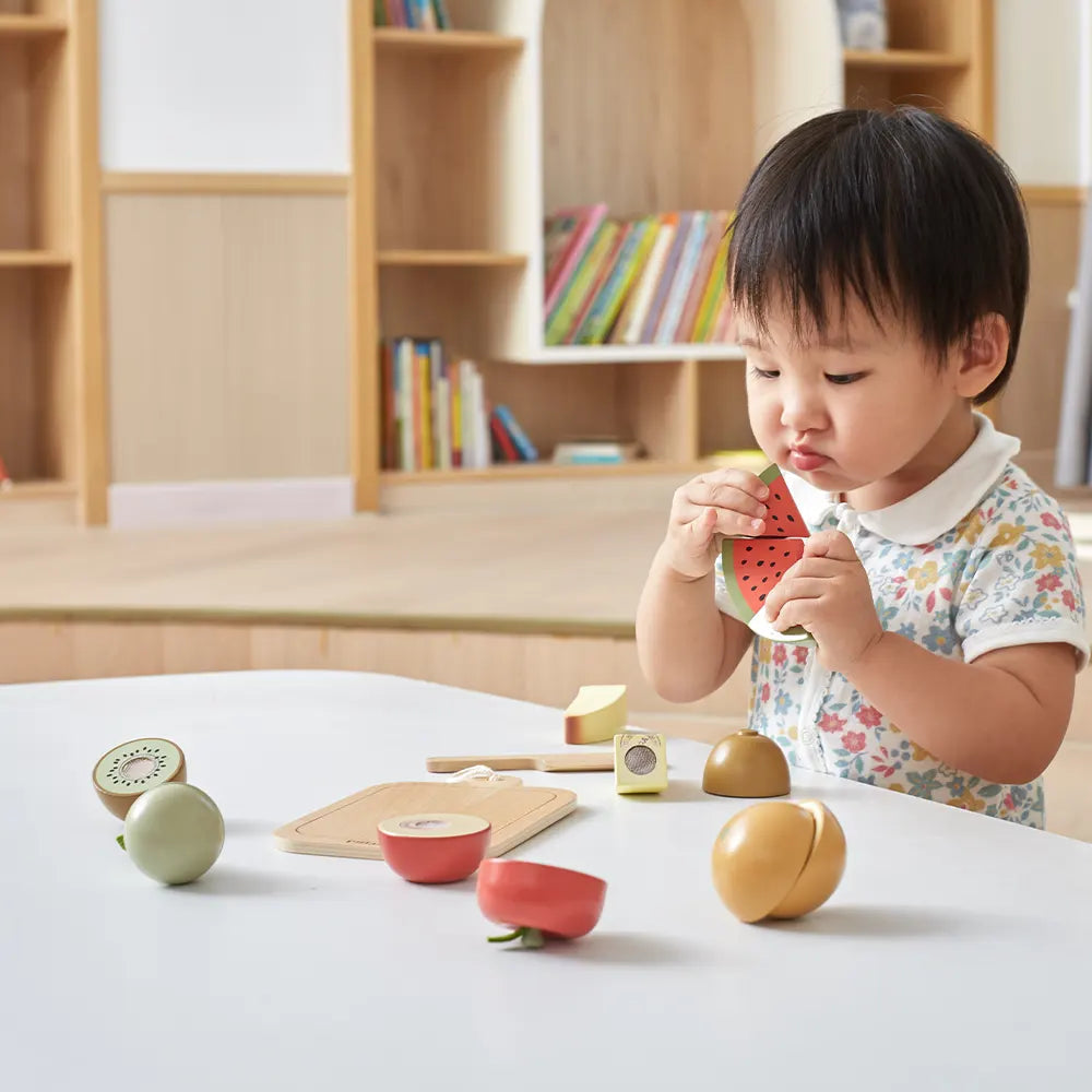 Wooden Fruit Cutting Set