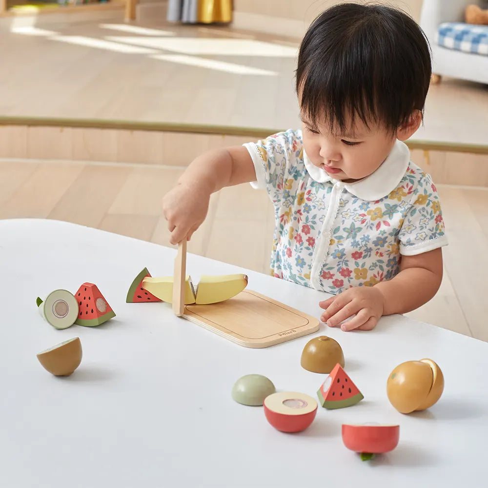 Wooden Fruit Cutting Set
