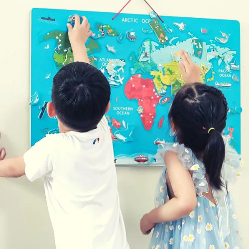 Magnetic World Puzzle + Dry Erase Board